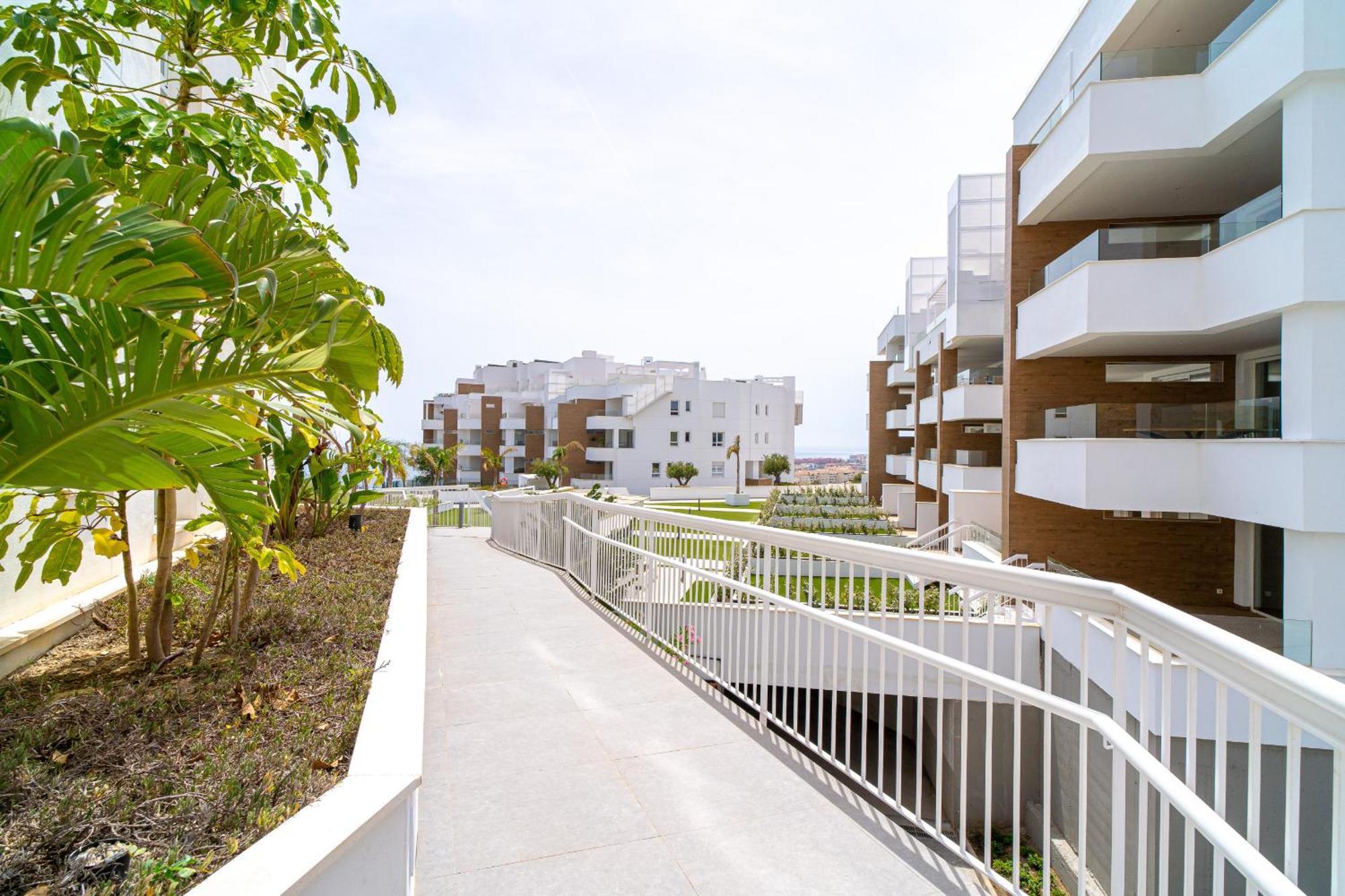 Luxury Living Isea 3114 By Casasol Torrox